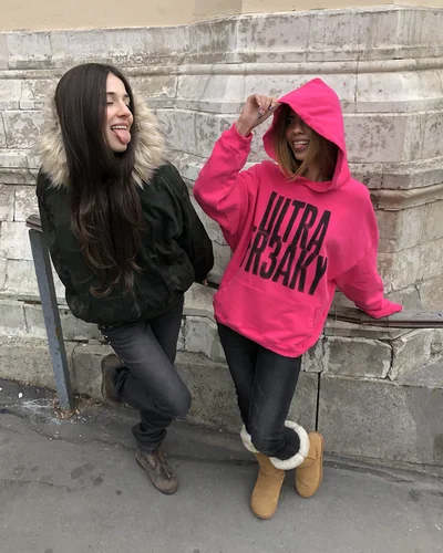 Худи 1SWH/023282-310 Look Online