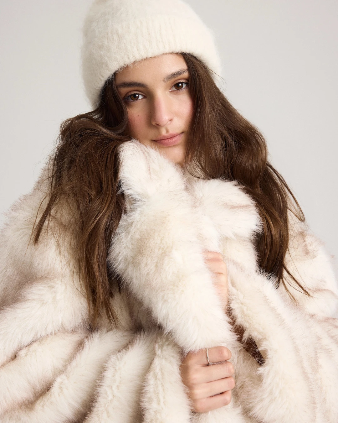 Шапка 3АHK/018578-100 Look Online
