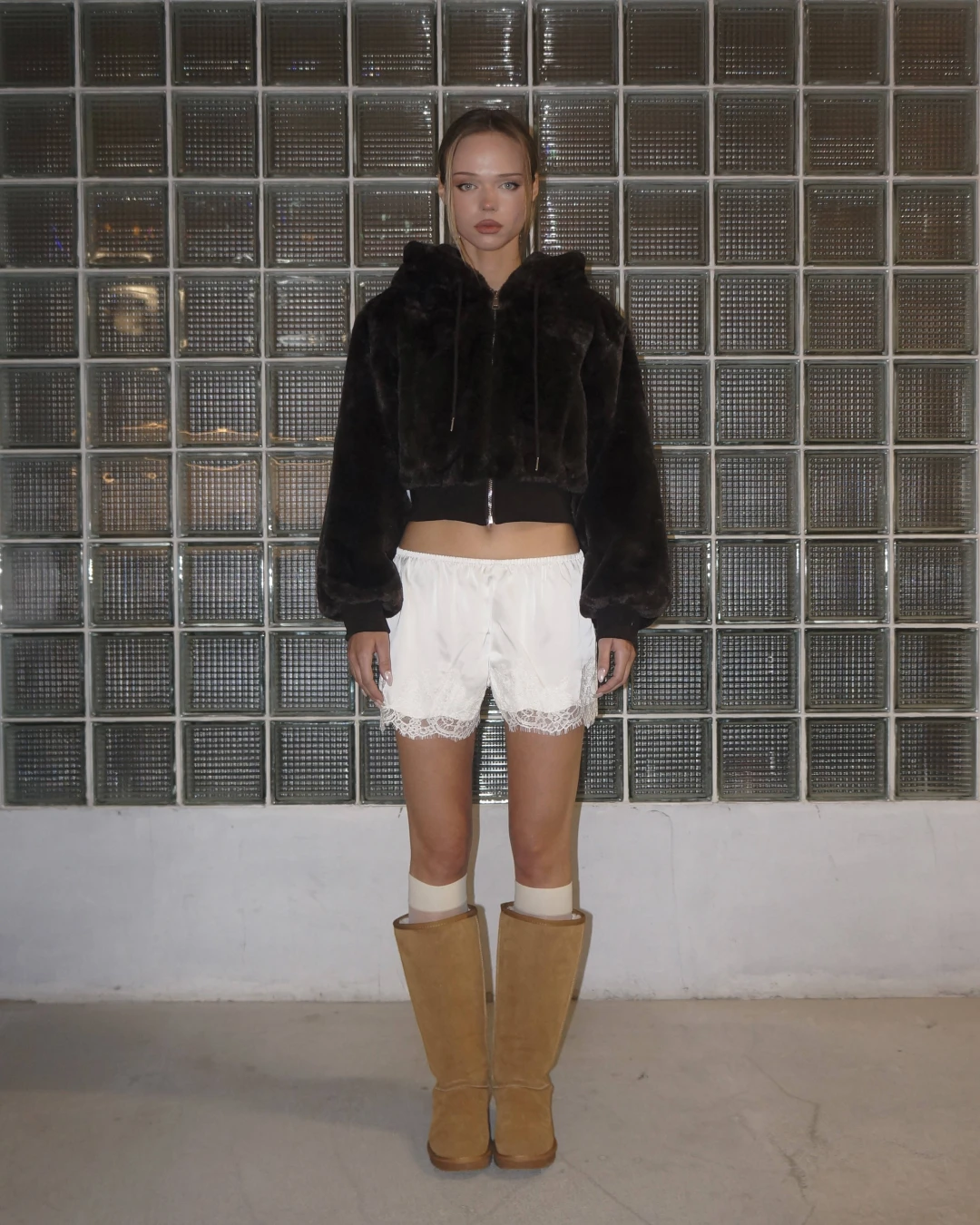 Шуба 1OOF/020310-890 Look Online