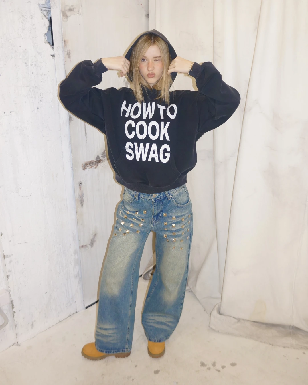 Худи 1SWH/020494-999 Look Online