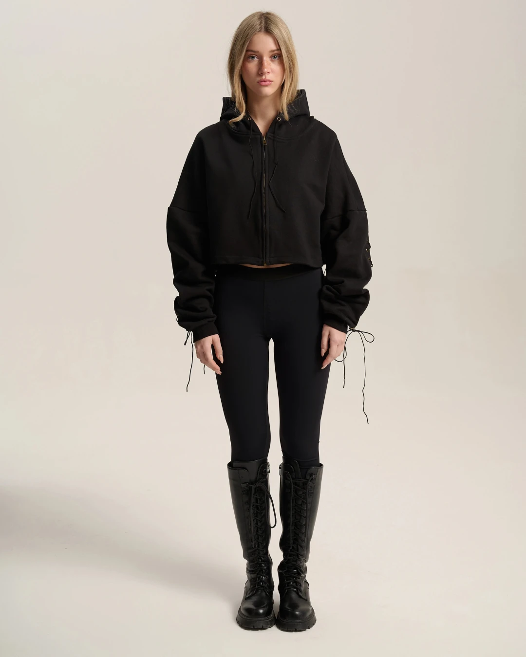 Толстовка 1SWH/019228-999 Look Online