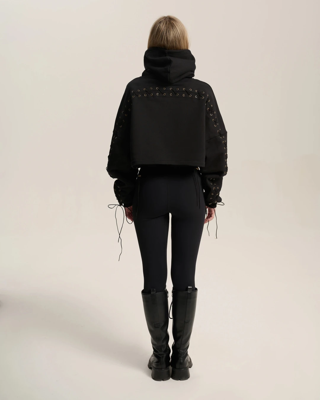 Толстовка 1SWH/019228-999 Look Online
