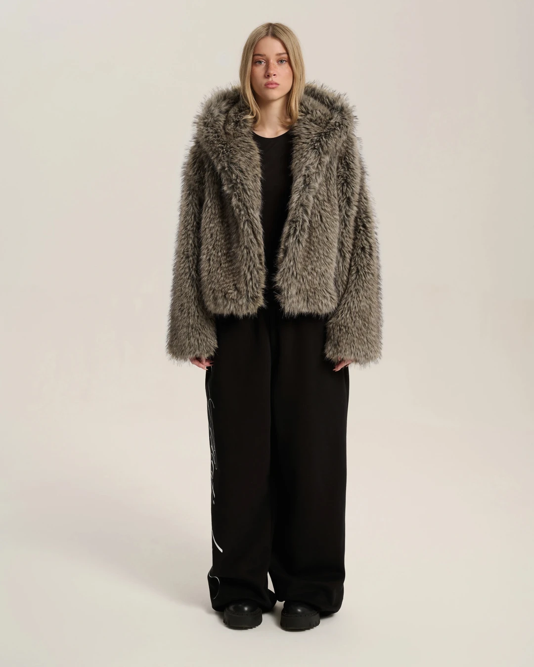 Шуба 1OOF/019996-910 Look Online