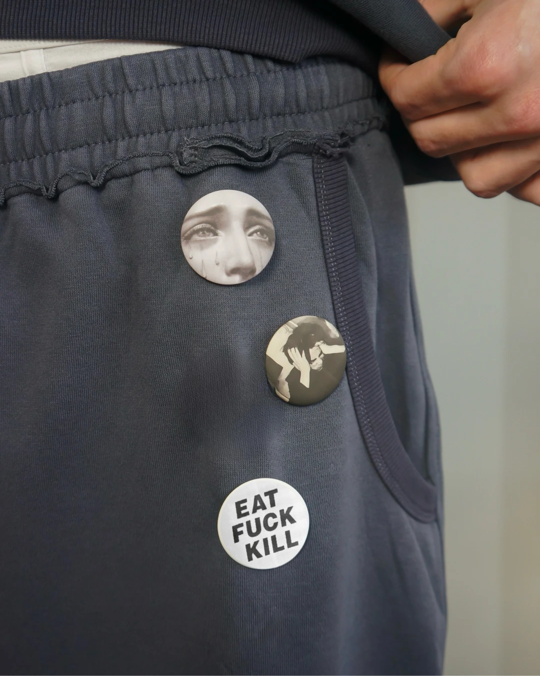 Значки 3AJP/020037-999 Look Online